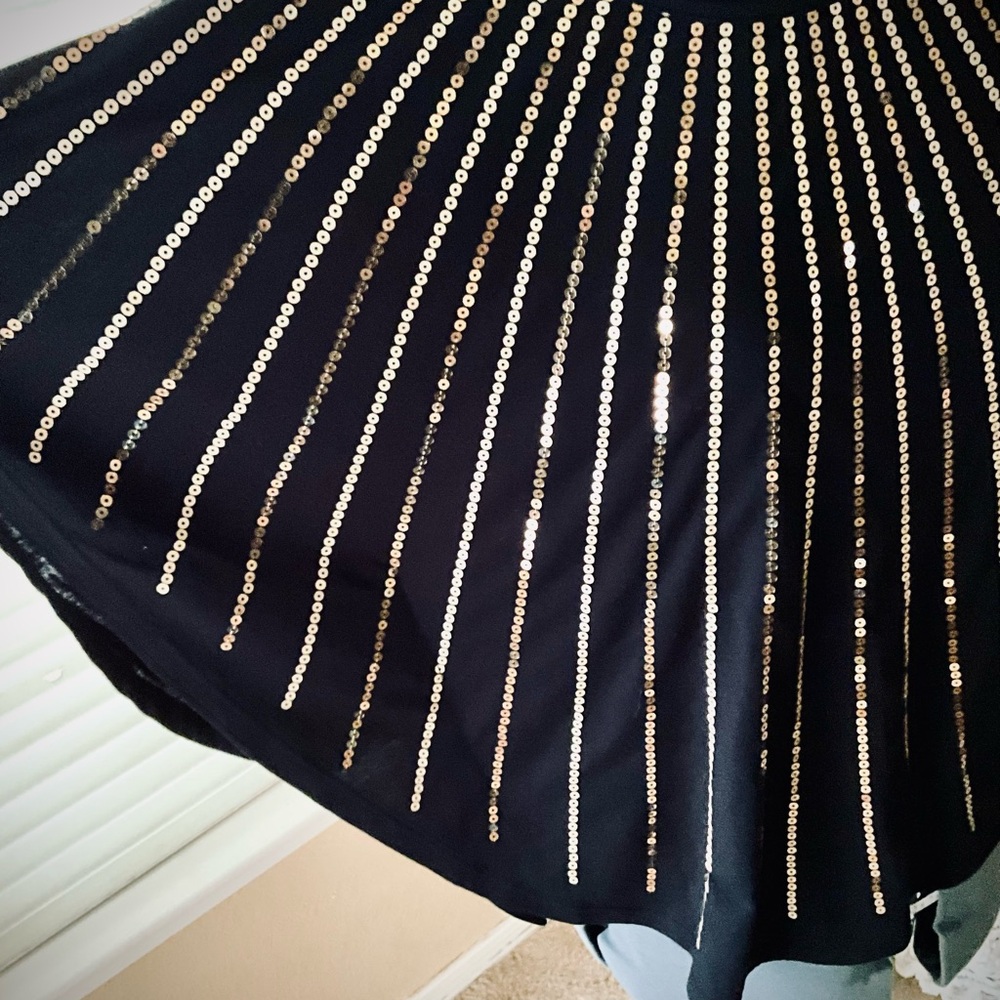 No Boundaries Black and Gold Poncho Top with Metallic Stripes - Picture 4 of 5